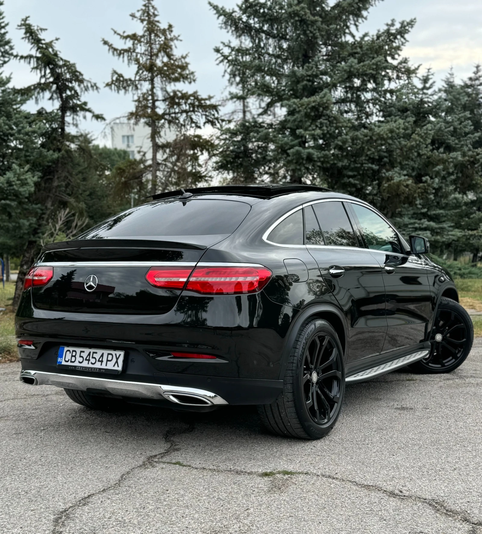 Mercedes-Benz GLE Coupe 350d* ОБДУХВАНЕ* ВАКУУМ* AMG* DISTRONIC* 9G* ПАНОР - изображение 6