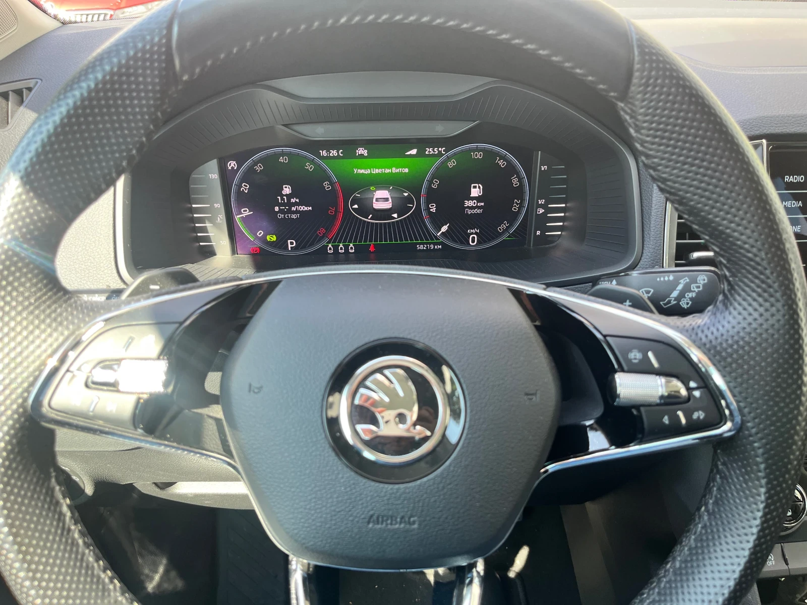 Skoda Karoq 1, 5 TSI 7DSG - изображение 8