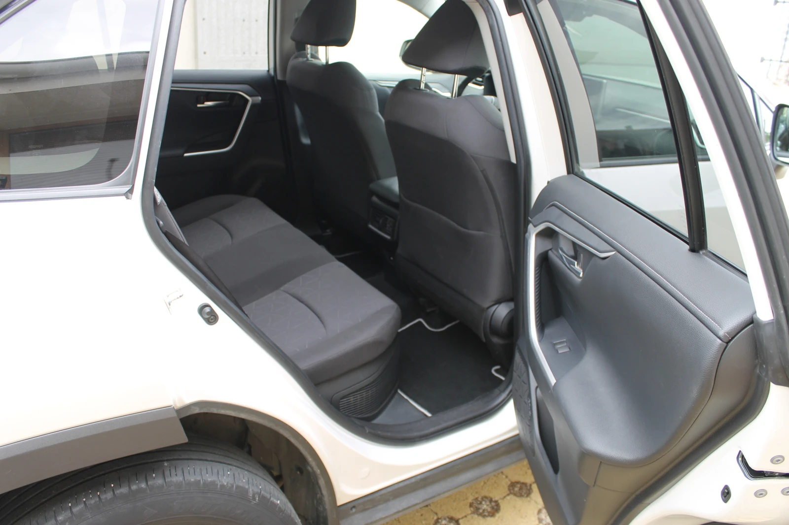 Toyota Rav4  - изображение 7