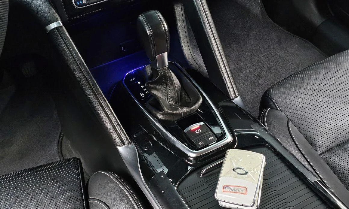 Renault Koleos 2.0 LPe RE Signature 2WD  - изображение 9