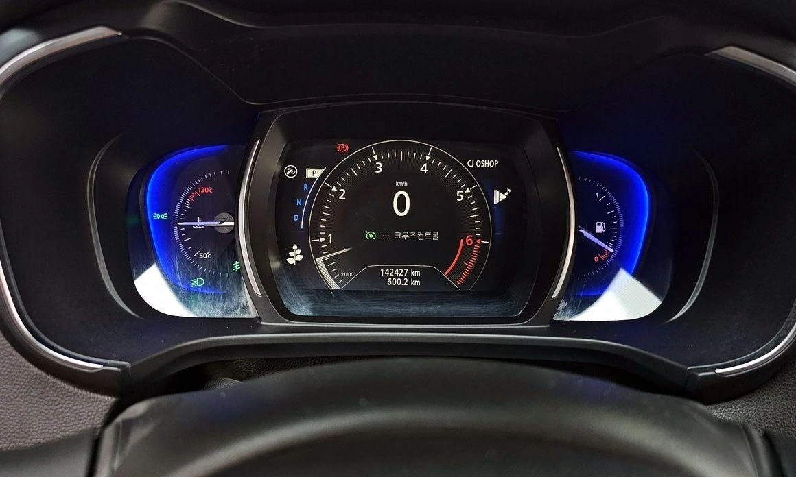 Renault Koleos 2.0 LPe RE Signature 2WD  - изображение 8