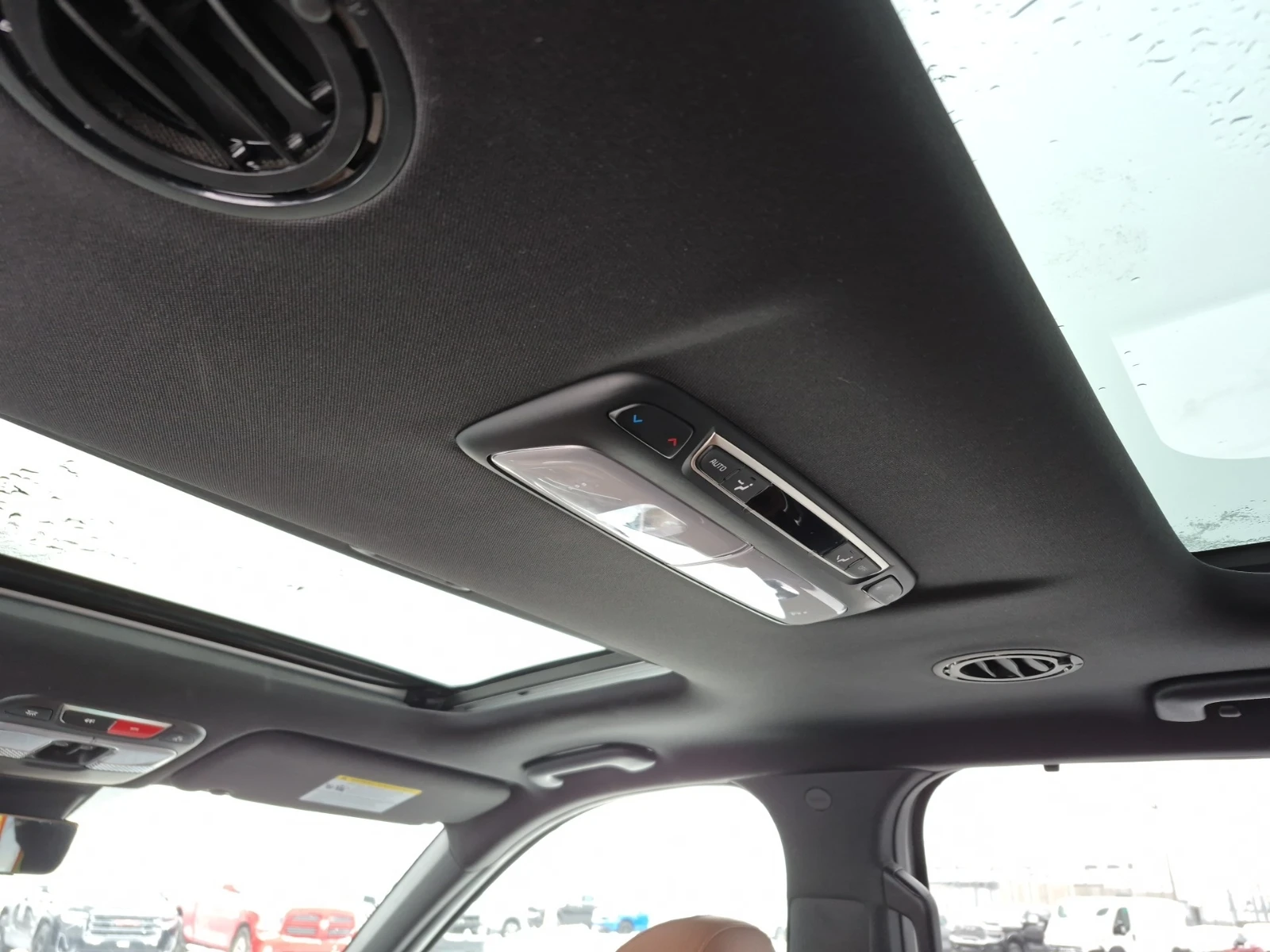 Kia Telluride X-Pro-4D Utility AWD * CARFAX *  | Mobile.bg � ����������� 12