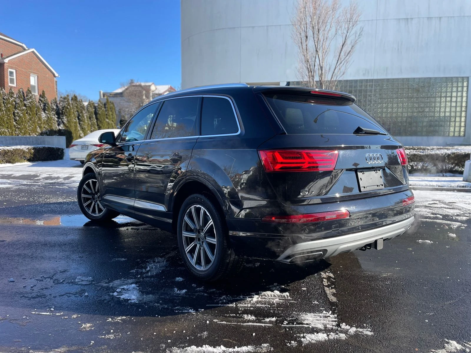 Audi Q7 * CARFAX* ДИСТРОНИК* 360 КАМЕРИ*  - изображение 4