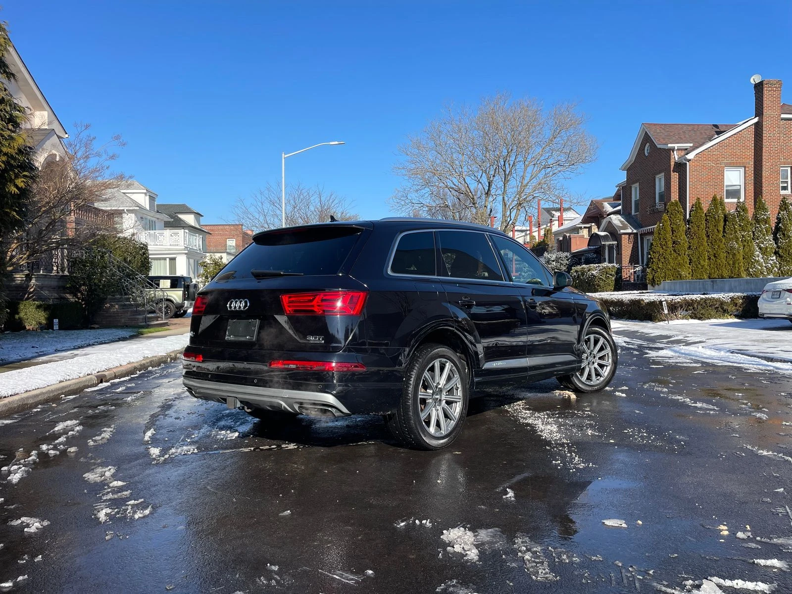 Audi Q7 * CARFAX* ДИСТРОНИК* 360 КАМЕРИ*  - изображение 5