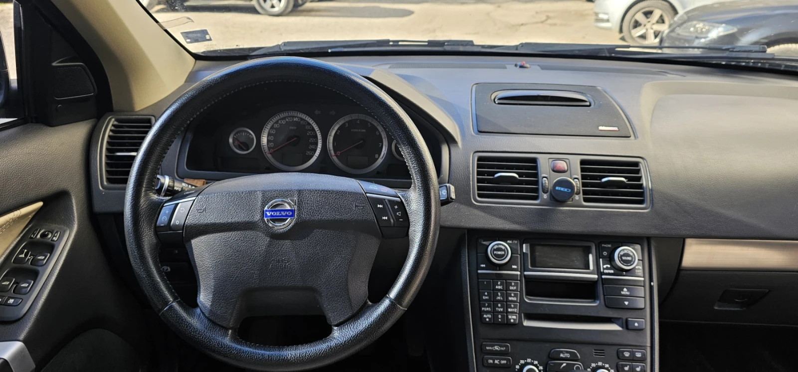 Volvo Xc90 V8 Executive 350 к.с., снимка 14 - Автомобили и джипове - 53891962