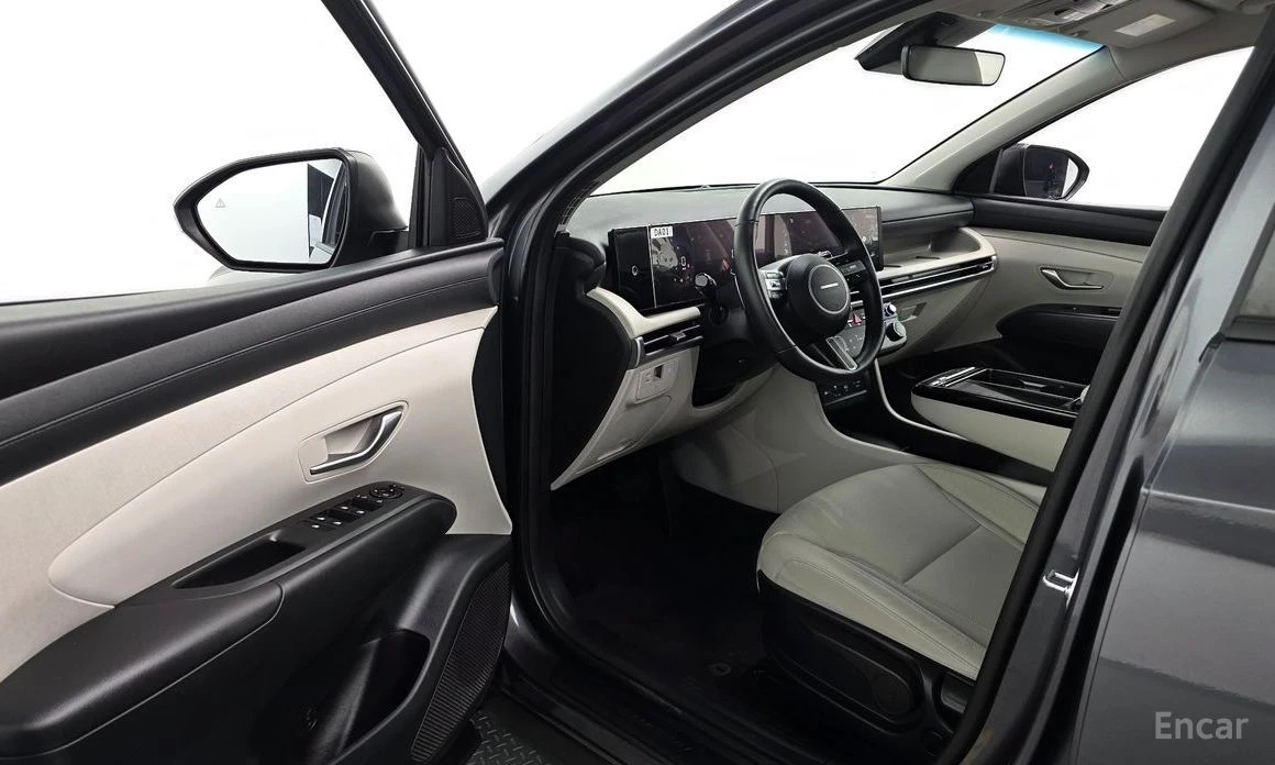 Hyundai Tucson, снимка 11 - Автомобили и джипове - 54039364