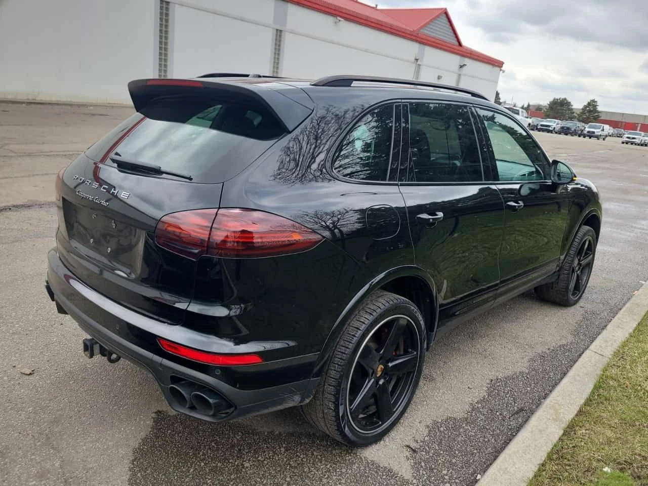 Porsche Cayenne TURBO| ОБДУХВАНЕ| ПАНОРАМА| 2 КЛЮЧА| , снимка 3 - Автомобили и джипове - 54296995