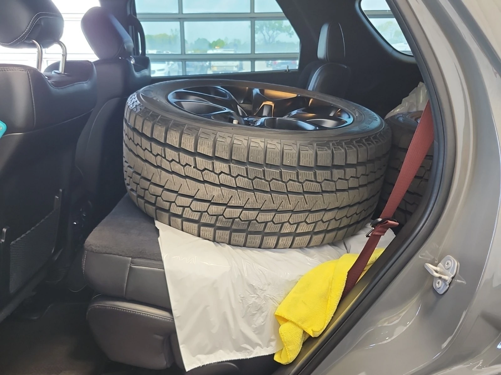 Dodge Durango 6.4L 8cyl AWD | Mobile.bg � ����������� 12