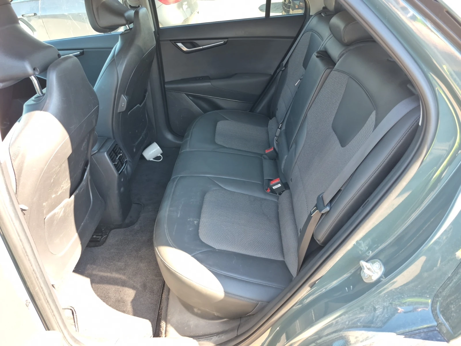 Kia Niro Premium, снимка 10 - Автомобили и джипове - 55149528