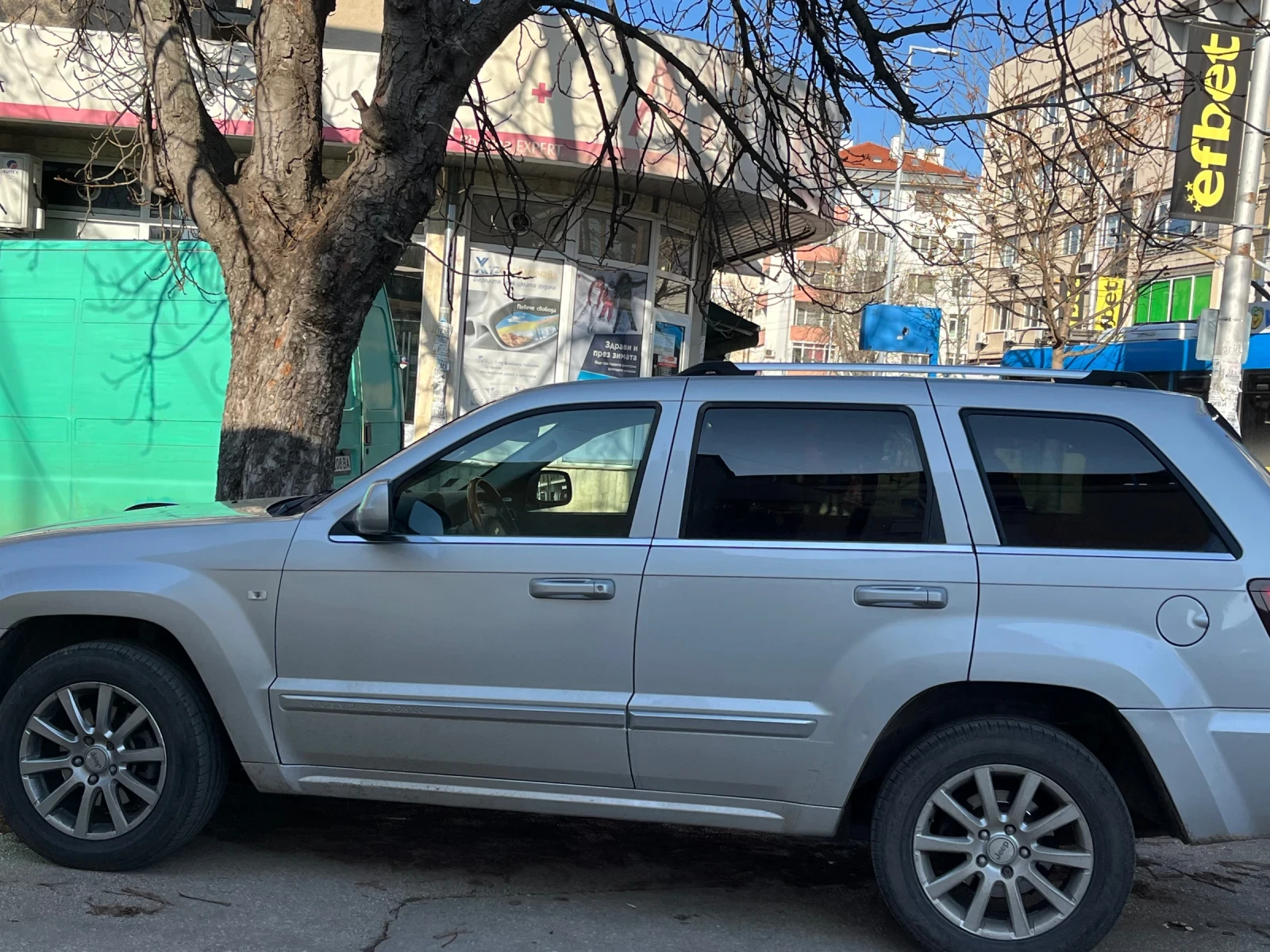 Jeep Grand cherokee, снимка 4 - Автомобили и джипове - 55185749
