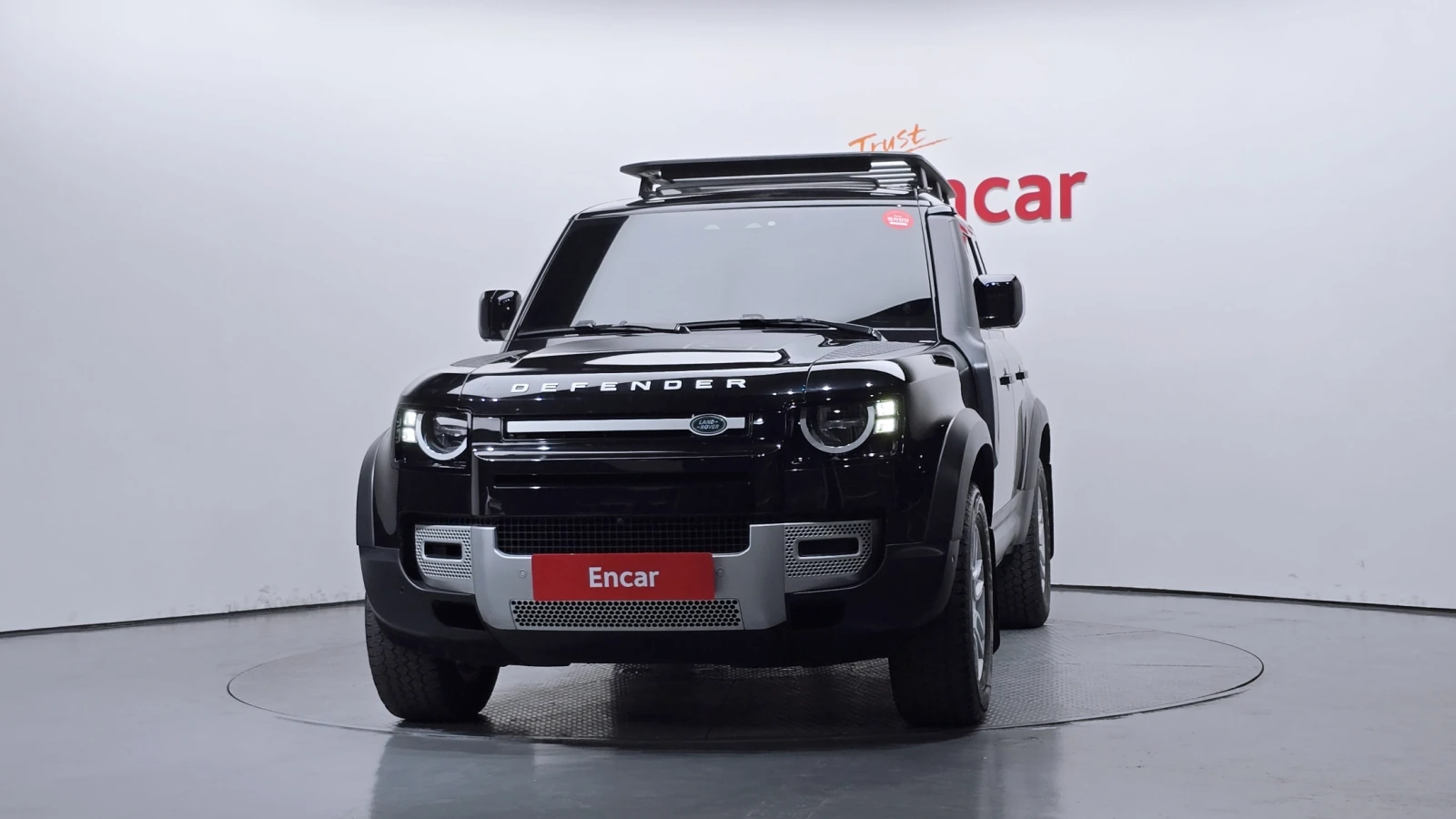 Land Rover Defender D240* BLIND SPOT* 360* ЛЮК* ПОДГРЕВ ВОЛАН* КРАЙНА , снимка 3 - Автомобили и джипове - 55383920