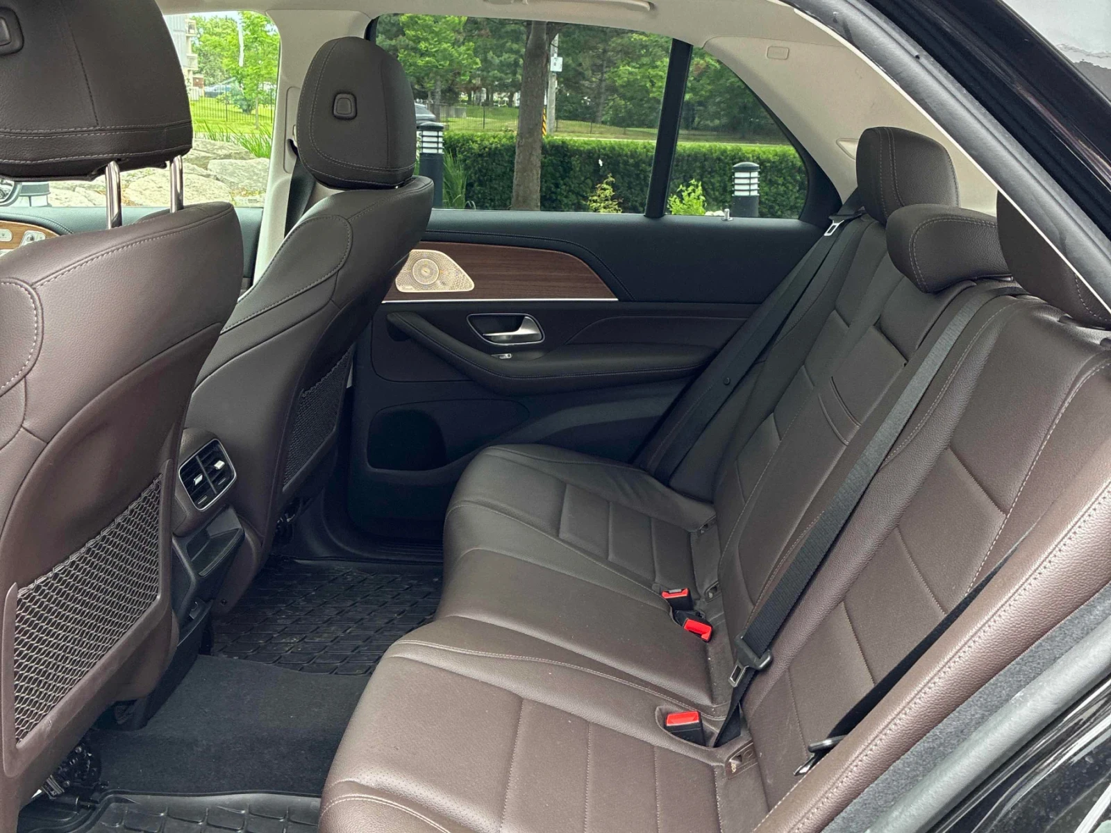 Mercedes-Benz GLE 350 ДВА КЛЮЧА / PODGREVI/ KEYLESS / CARFAX, снимка 11 - Автомобили и джипове - 55424254