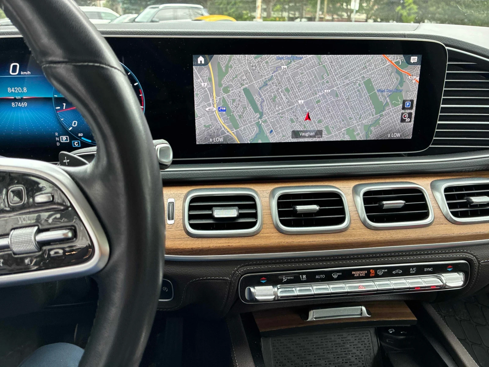 Mercedes-Benz GLE 350 ДВА КЛЮЧА / PODGREVI/ KEYLESS / CARFAX, снимка 8 - Автомобили и джипове - 55424254