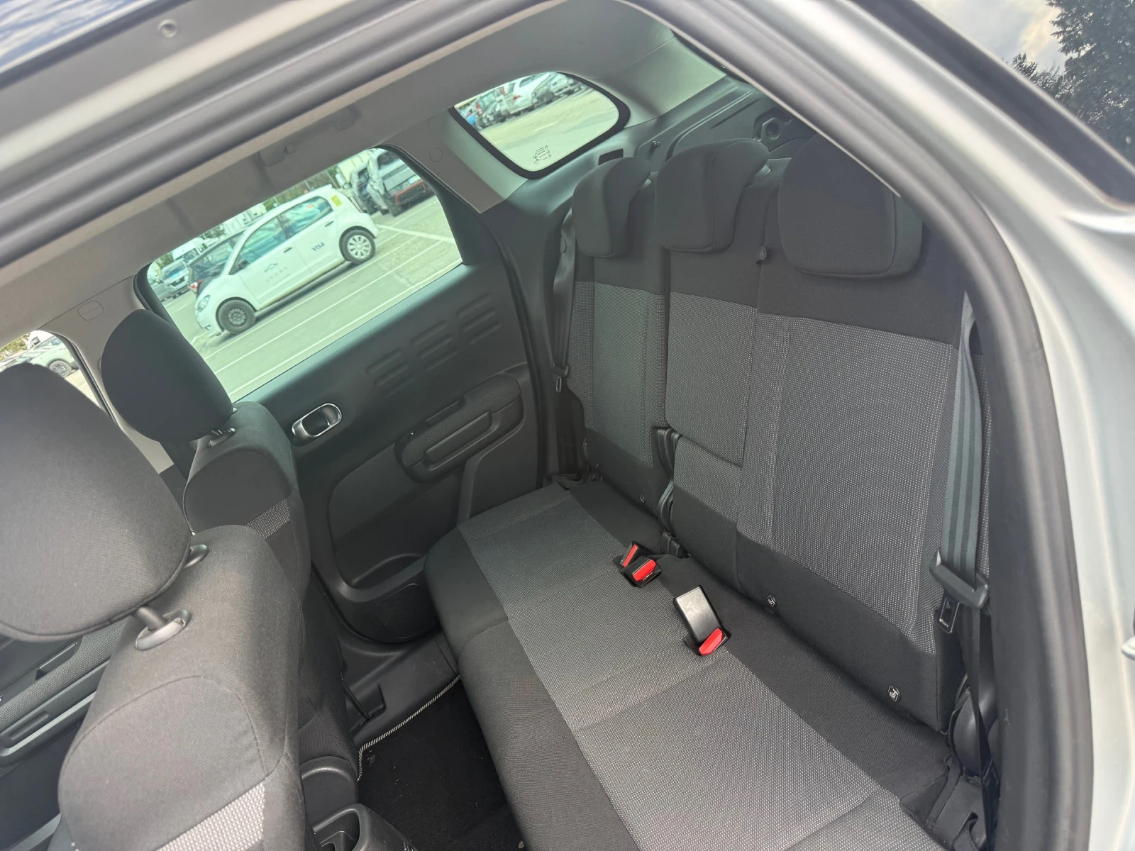 Citroen C3 Aircross SHINE 1.6 BlueHDI, снимка 11 - Автомобили и джипове - 55470008
