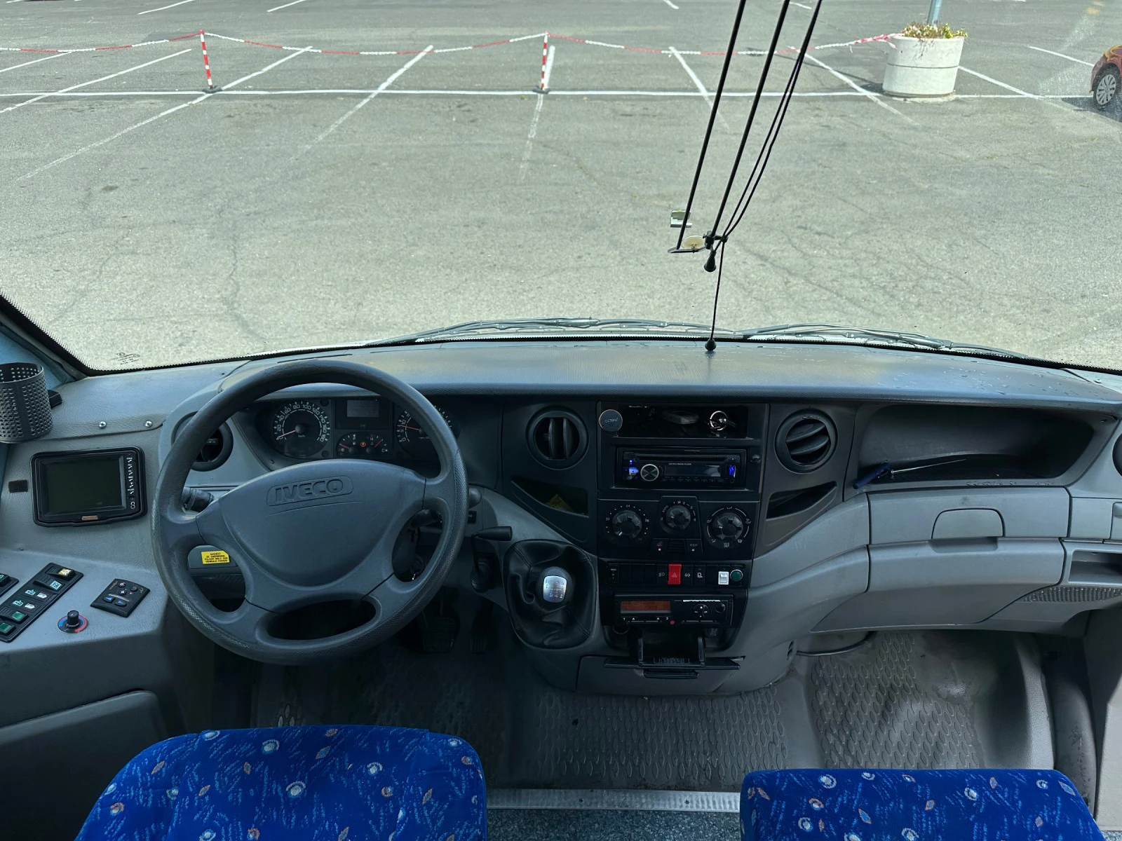 Iveco Daily 65C 3.0 D 180 ks 27 mesta Klima telma - изображение 9