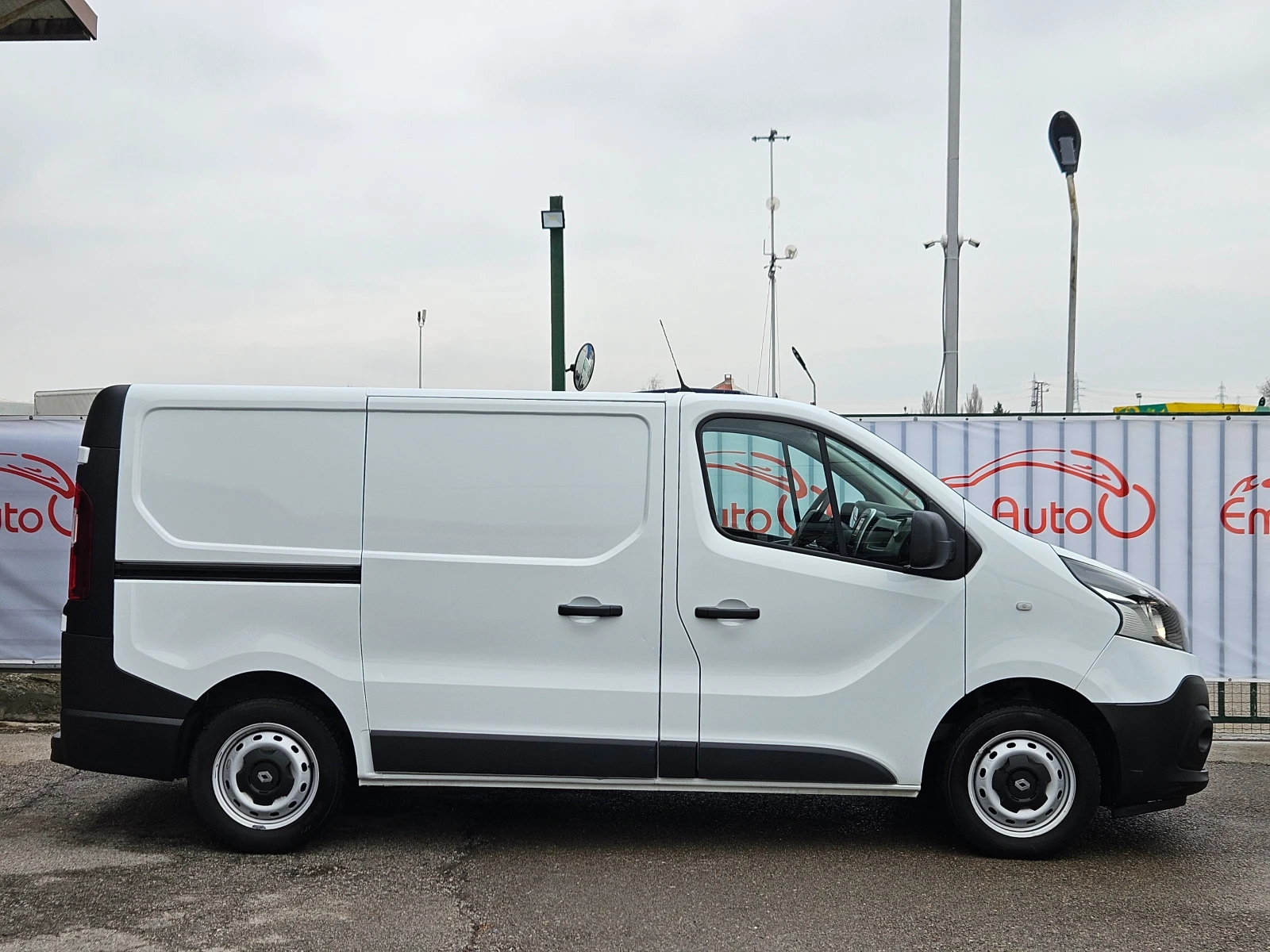 Renault Trafic 1.6D/125k.c/6ск/NAVI/БЛУТУТ/EURO 6B/ТОП - изображение 2