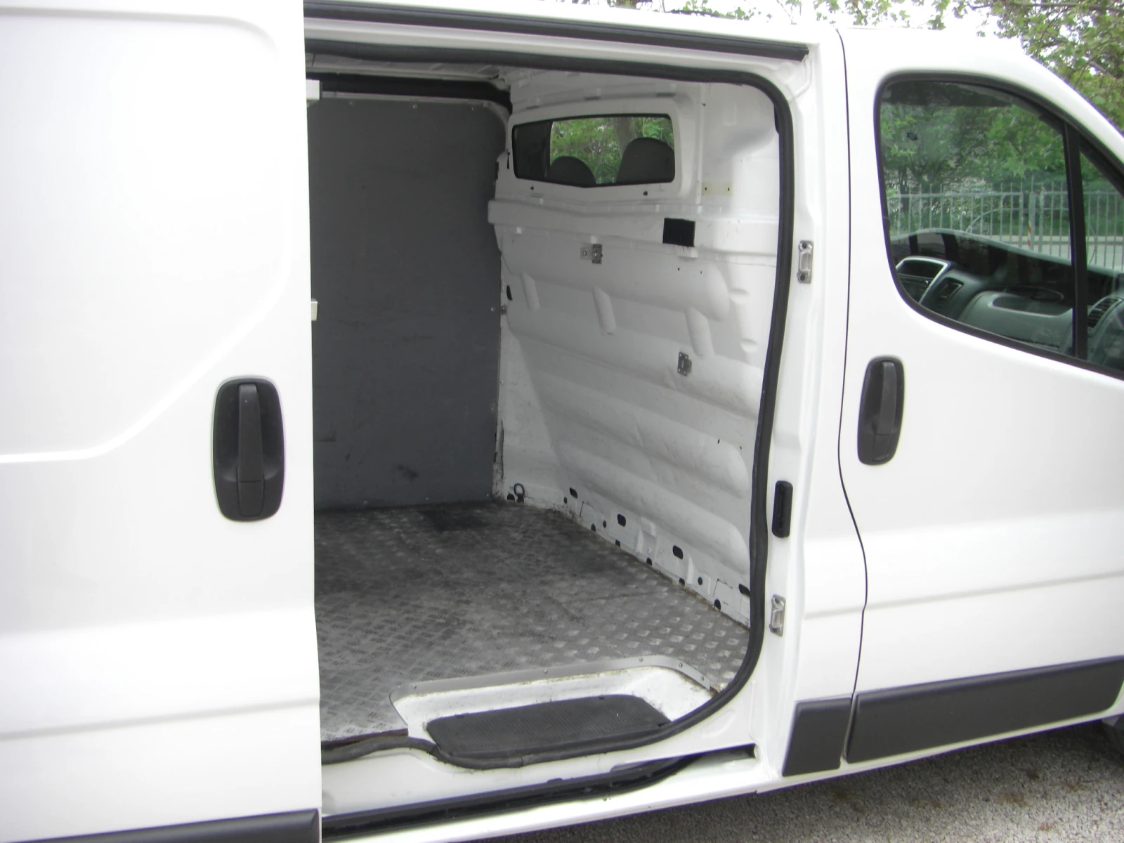 Opel Vivaro 2.0cdti 6ck. | Mobile.bg   15