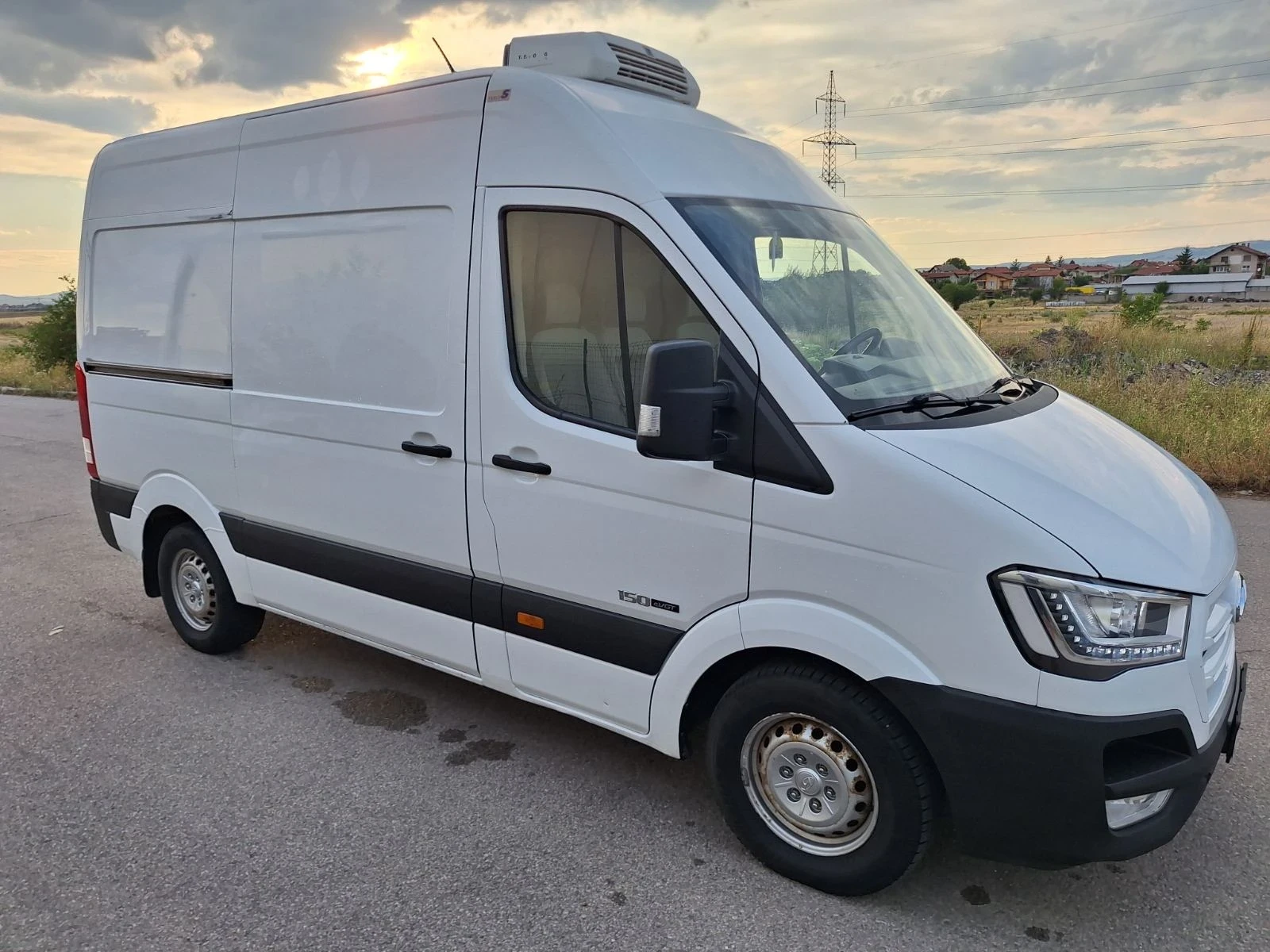 Hyundai H350  - изображение 3