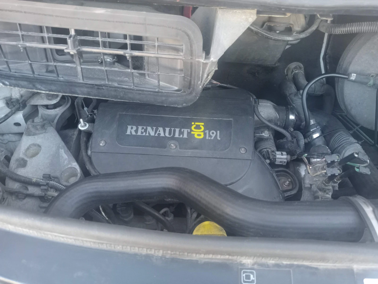 Renault Trafic, снимка 6 - Бусове и автобуси - 54670486
