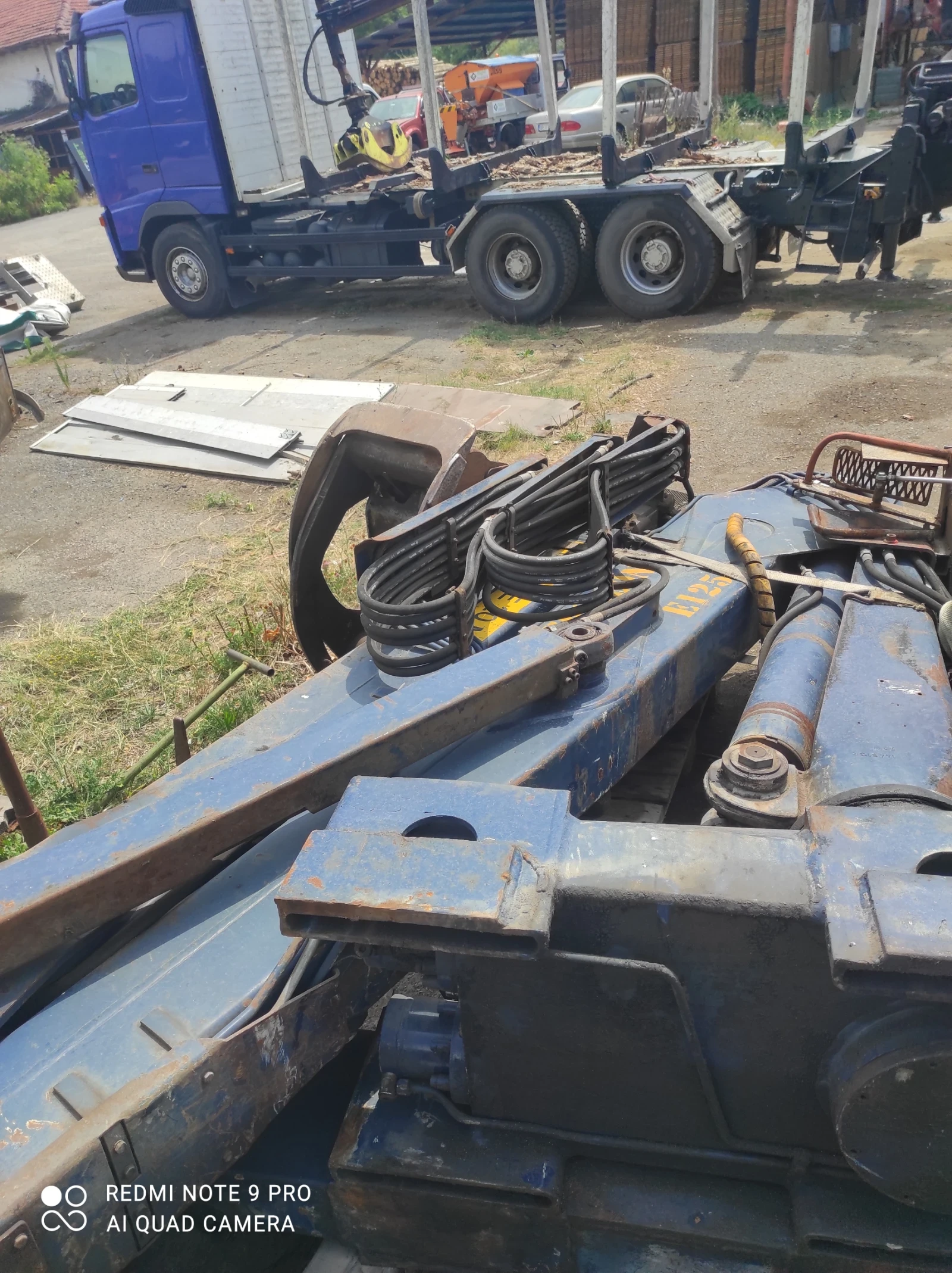 Volvo Fh 12 Кран   , 6/4 , , може бартер, снимка 13 - Камиони - 55775946
