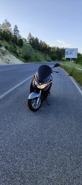 Suzuki Burgman 125cc, снимка 2