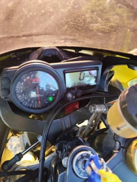 Обява за продажба на Suzuki Gsxr K4 750 ~7 300 лв. - изображение 9 | Auto.bg Обява за продажба на Suzuki Gsxr K4 750 ~7 300 лв. - изображение 9