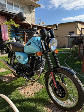 Mz 251 Реставриран  | Auto.bg — изображение 4