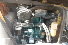 Багер Volvo EC27C 3000 кг., 2015 г., снимка 2