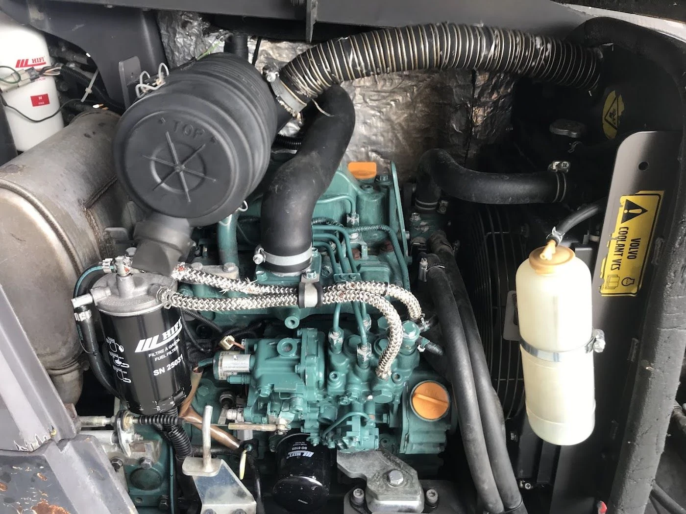 Багер Volvo EC27C 3000 кг., 2015 г., снимка 11 - Индустриална техника - 56737921