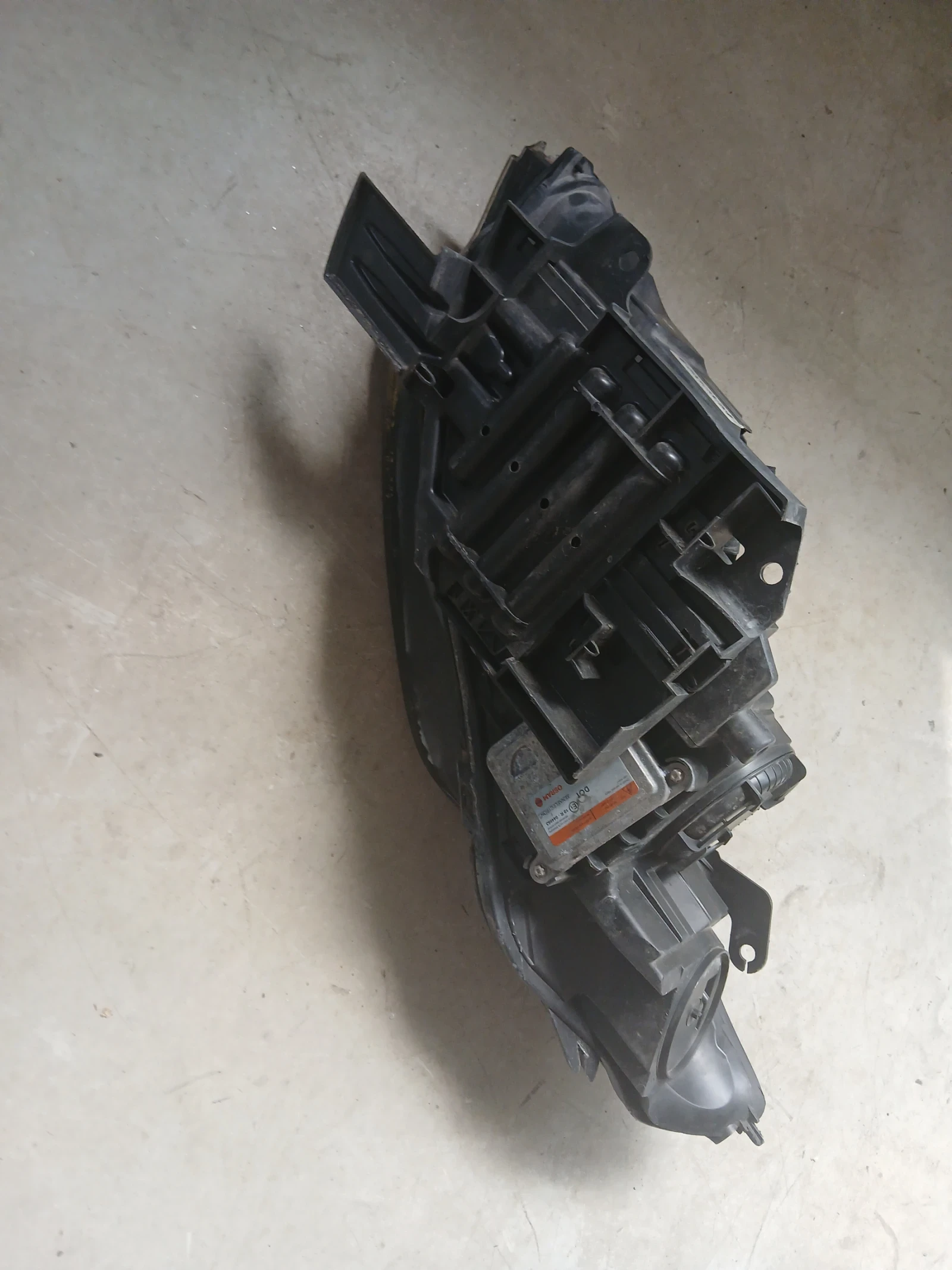 FK72 -13W029-EE Фар десен Renge Rover Discoveri sport 2015г  FK72- 13W029-EE, снимка 4 - Части - 54679300