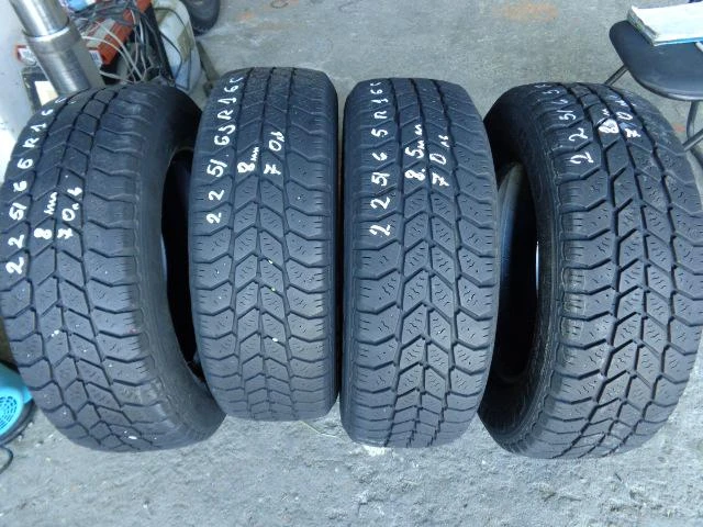 Гуми Всесезонни 225/65R16, снимка 12 - Гуми и джанти - 11087293