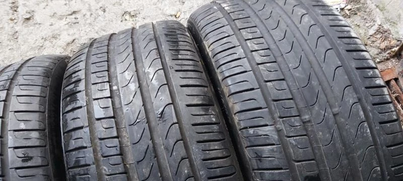 Гуми Летни 245/40R18, снимка 3 - Гуми и джанти - 35129849