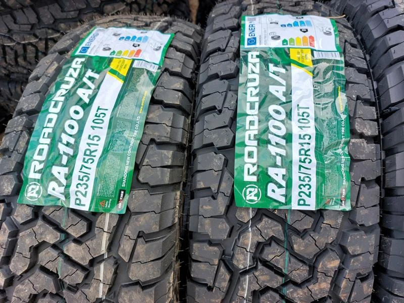 Гуми Всесезонни 235/75R15, снимка 2 - Гуми и джанти - 35993309