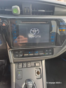 Toyota Auris HYBRID+ PANORAMA, снимка 9