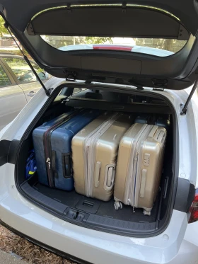 Toyota Corolla 1.8 HEV - гаранция 200 000 км, снимка 4