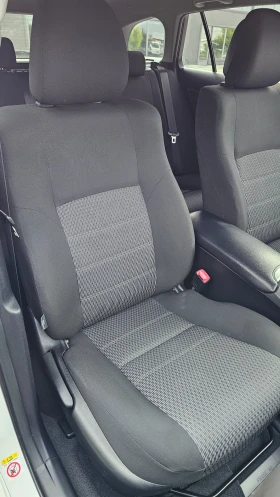 Toyota Avensis Germany* Aut.* LED* Kam.* Navi* , снимка 12