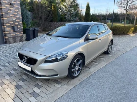     Volvo V40 Kinetic