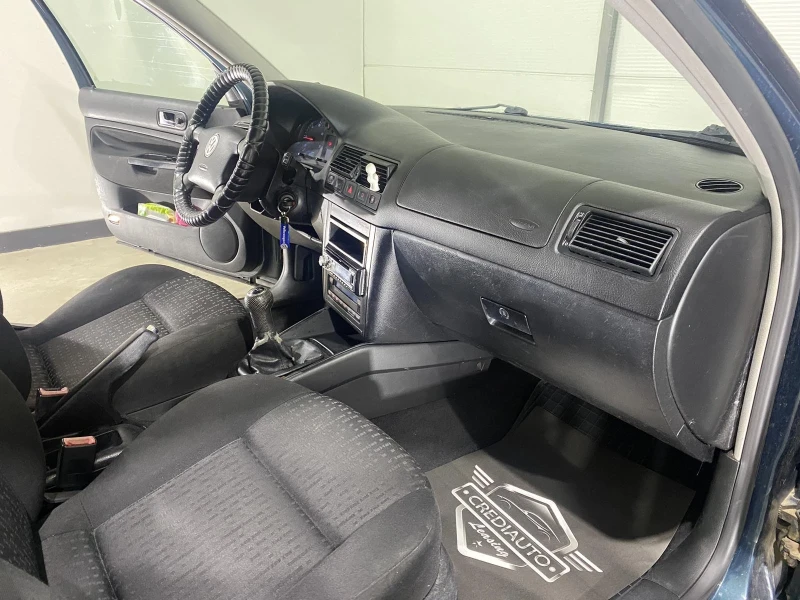 VW Golf 1.9TDI, снимка 9 - Автомобили и джипове - 47551351