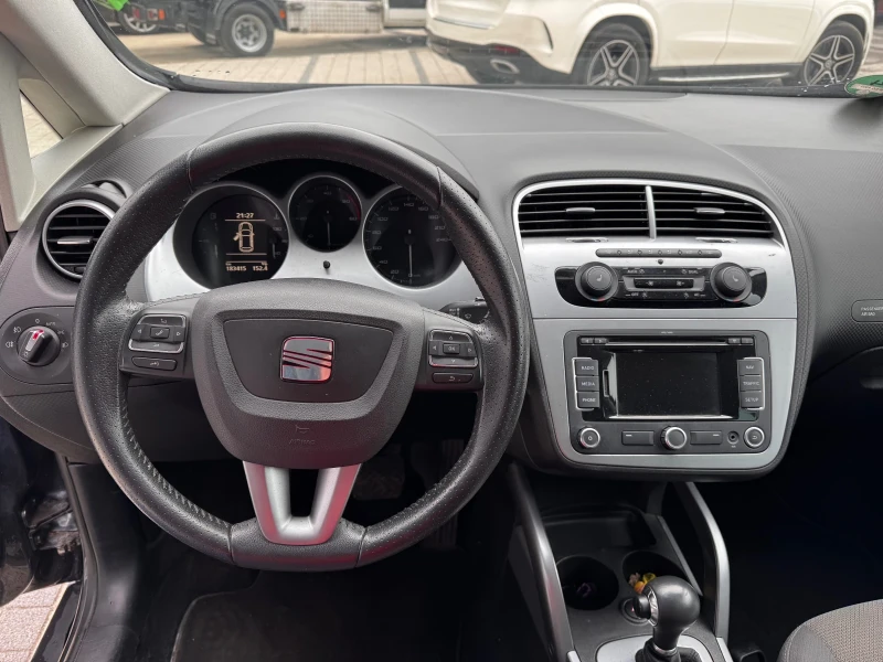 Seat Altea 1.6TDI Автоматик , снимка 10 - Автомобили и джипове - 48223663