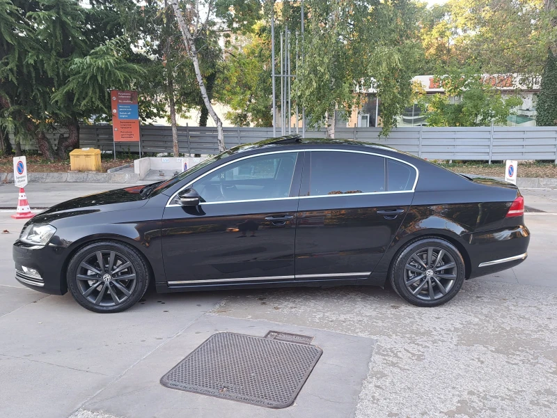 VW Passat Highline , снимка 5 - Автомобили и джипове - 48226571