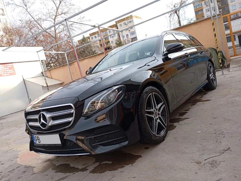 Mercedes-Benz E 220 AMG LINE, DIGITAL, 360, снимка 1 - Автомобили и джипове - 49307789