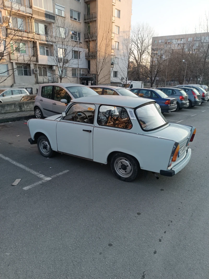 Trabant 601, снимка 1 - Автомобили и джипове - 49361594