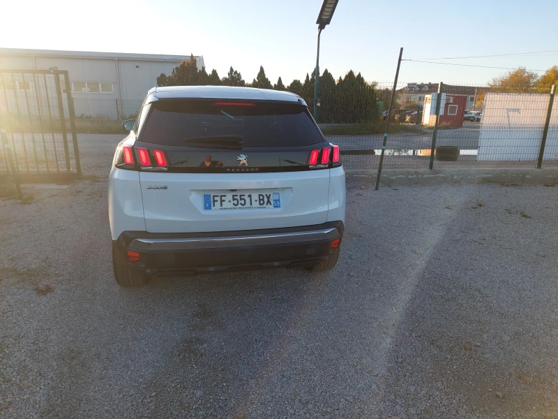 Peugeot 3008 1.2 PureTech, снимка 6 - Автомобили и джипове - 52232791