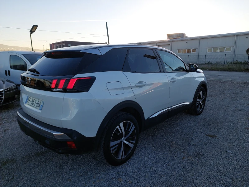Peugeot 3008 1.2 PureTech, снимка 5 - Автомобили и джипове - 52232791