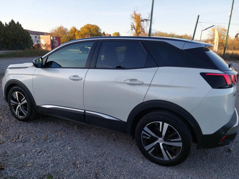 Peugeot 3008 1.2 PureTech, снимка 8 - Автомобили и джипове - 52232791