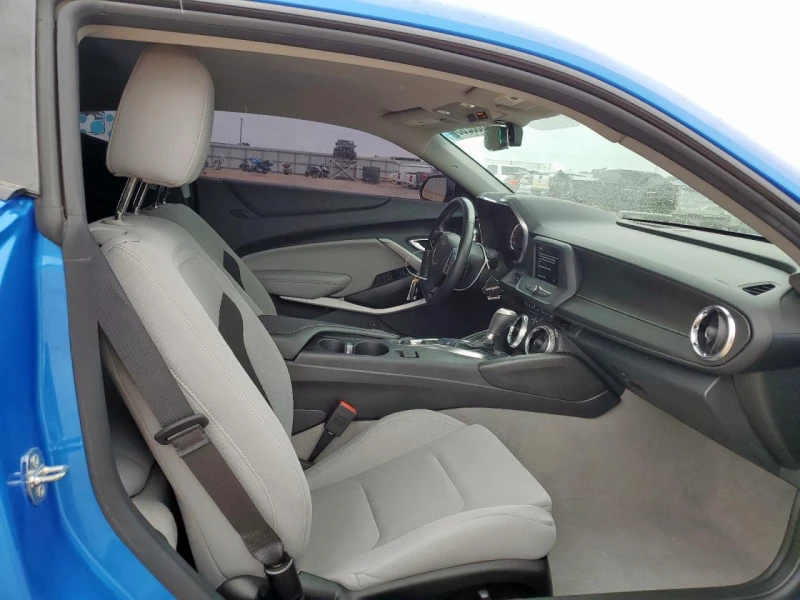 Chevrolet Camaro LS, снимка 10 - Автомобили и джипове - 52414311