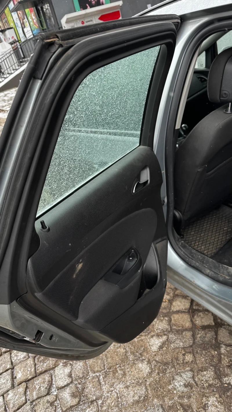 Opel Astra, снимка 6 - Автомобили и джипове - 53176406