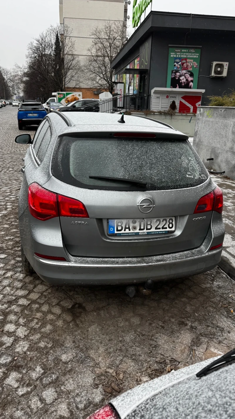 Opel Astra, снимка 4 - Автомобили и джипове - 53176406
