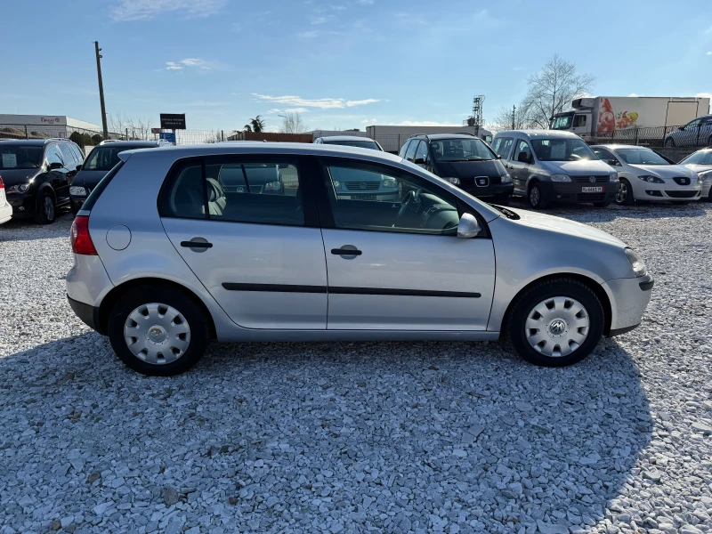 VW Golf 5 Автомат 1.6 102кс, снимка 2 - Автомобили и джипове - 53368046