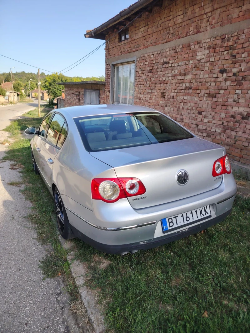 VW Passat b6, снимка 3 - Автомобили и джипове - 53395893